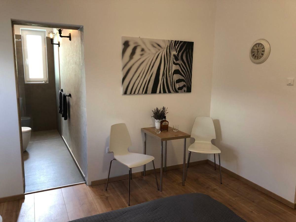 Apartment Check In 普拉 外观 照片